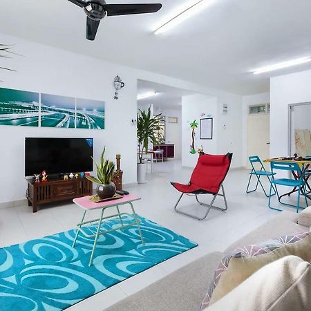 Homestay@Aeon Desa Tebrau Джохор Бахру Екстериор снимка
