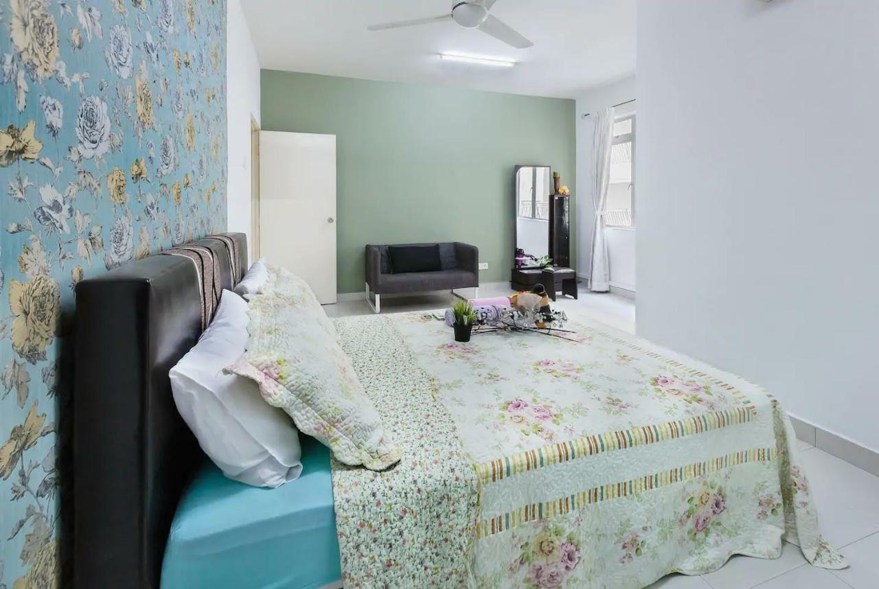 Homestay@Aeon Desa Tebrau Джохор Бахру Екстериор снимка