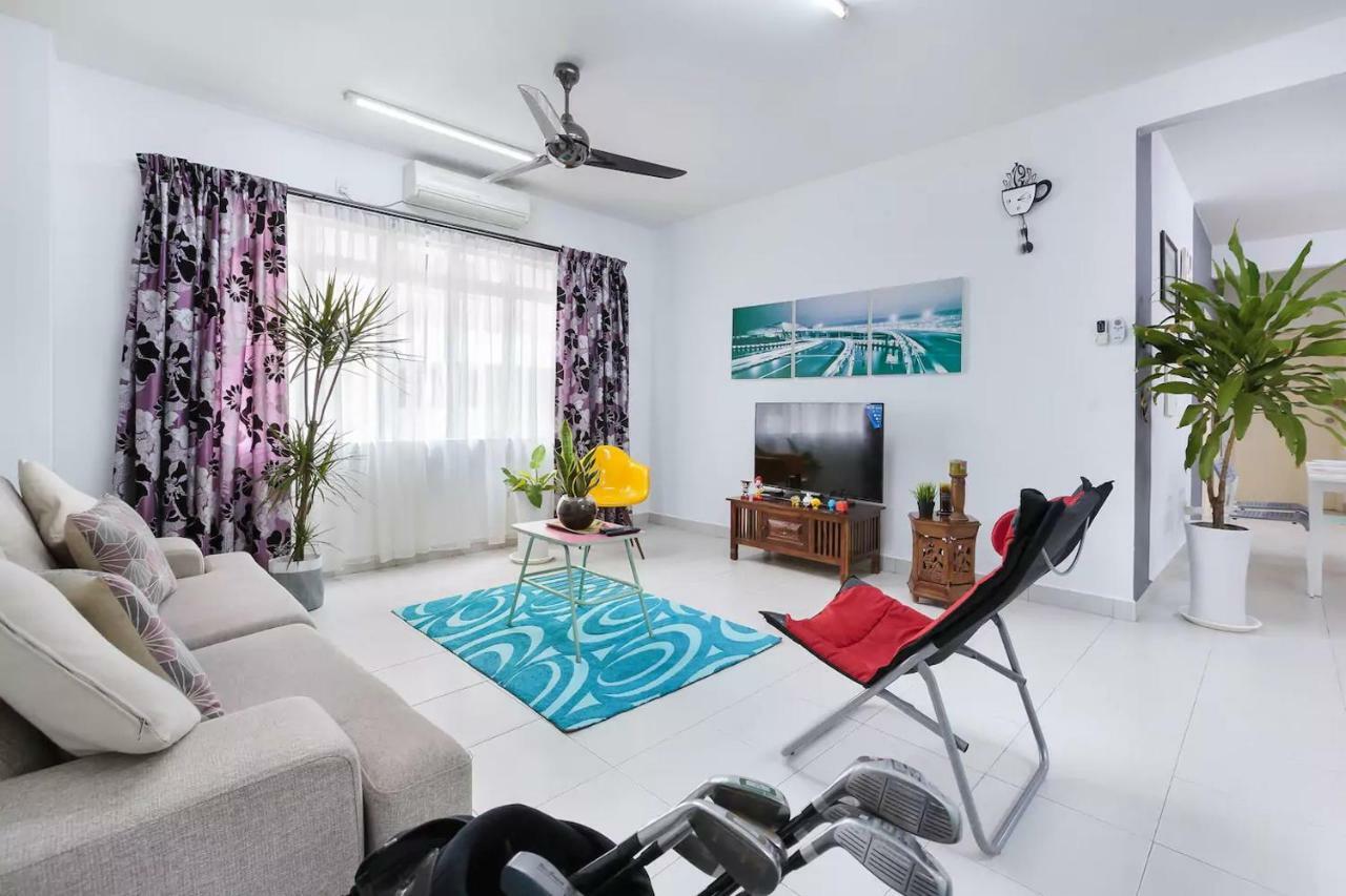 Homestay@Aeon Desa Tebrau Джохор Бахру Екстериор снимка